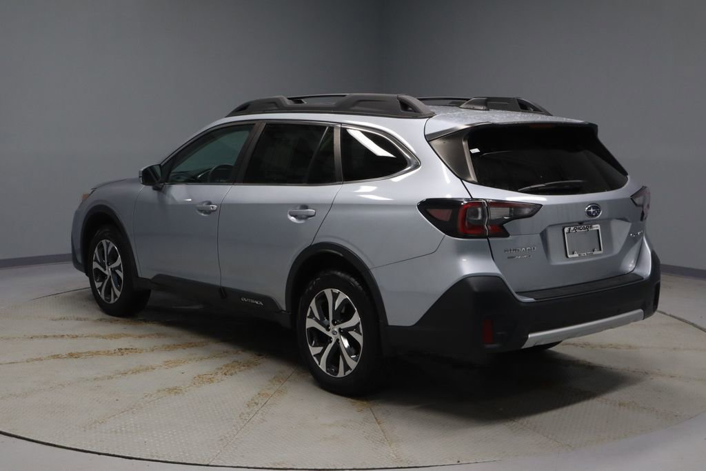 Used 2022 Subaru Outback Limited w/ Popular Package #2 image 12