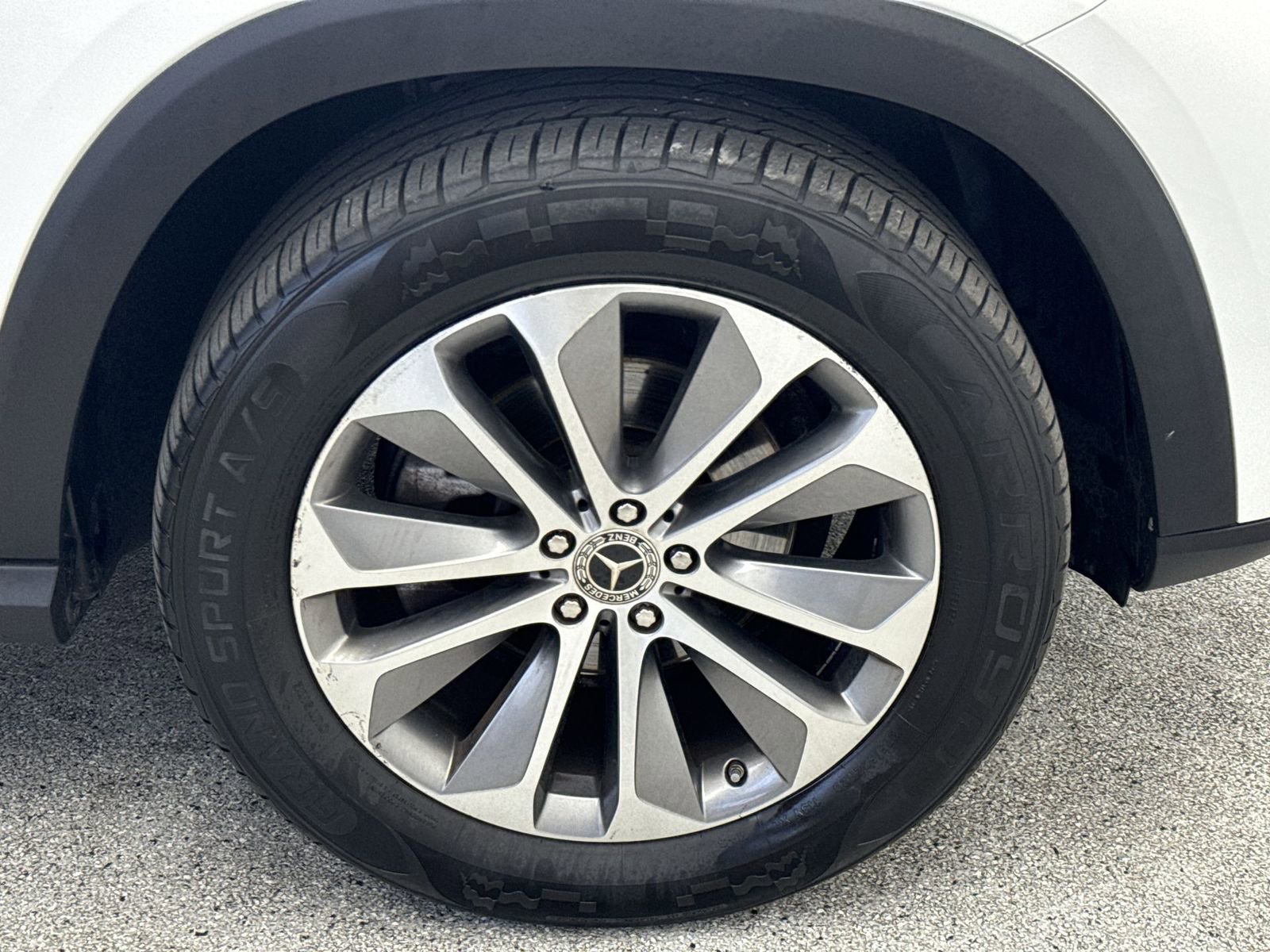 Used 2020 Mercedes-Benz GLE 350 4MATIC w/ Premium Package image 40