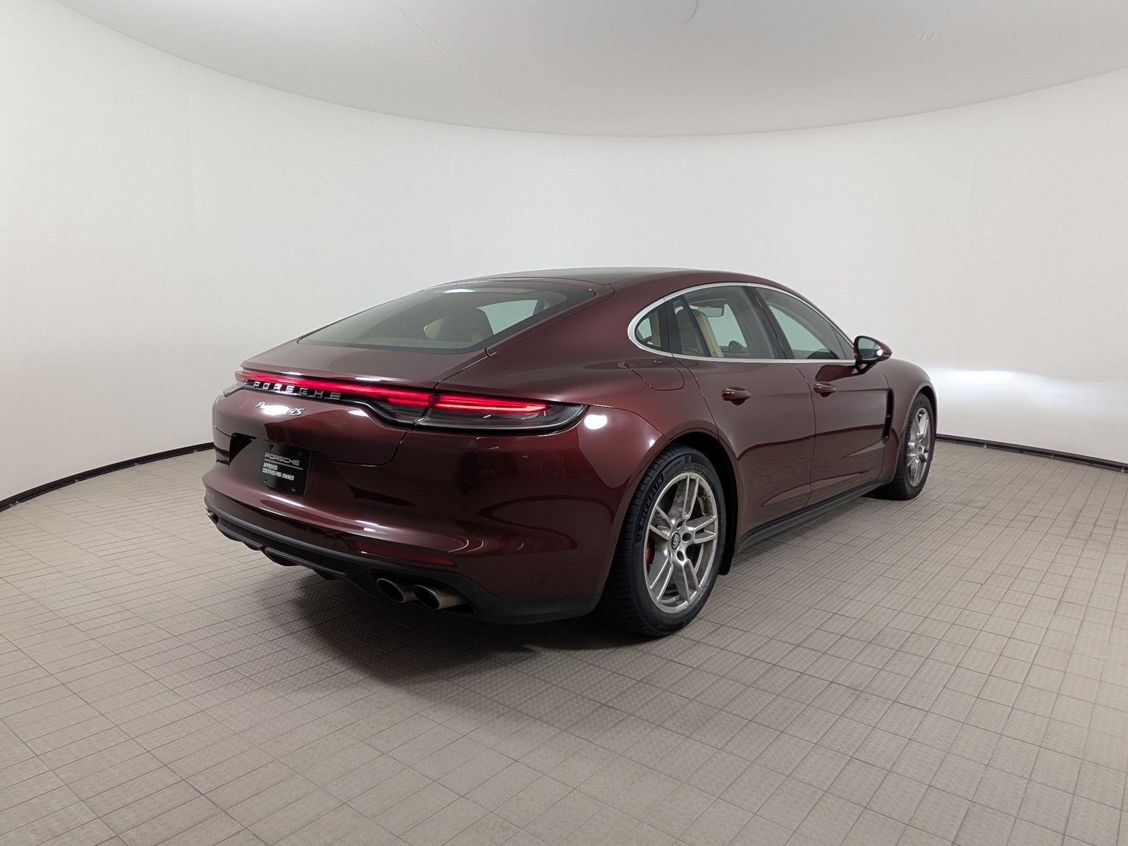 Certified 2023 Porsche Panamera 4S AWD/4WD image 9