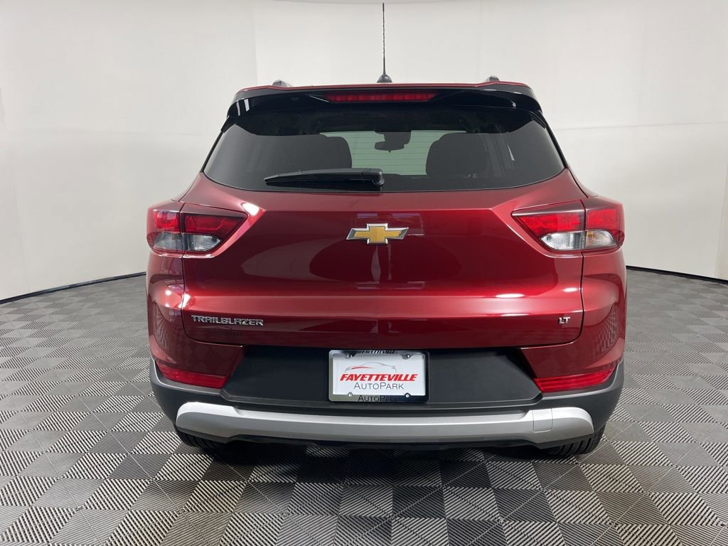 Certified 2025 Chevrolet TrailBlazer LT FWD image 9