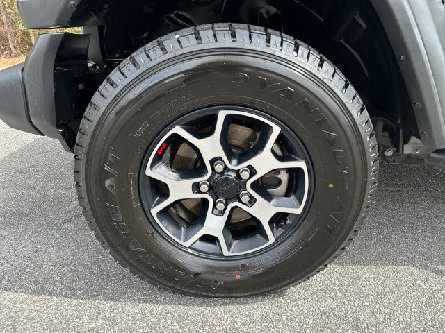 Used 2020 Jeep Gladiator Sport image 9