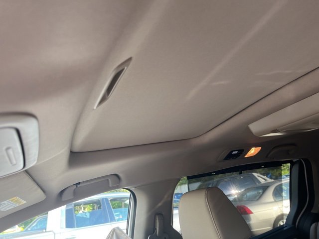 Used 2023 Honda Odyssey Touring image 4