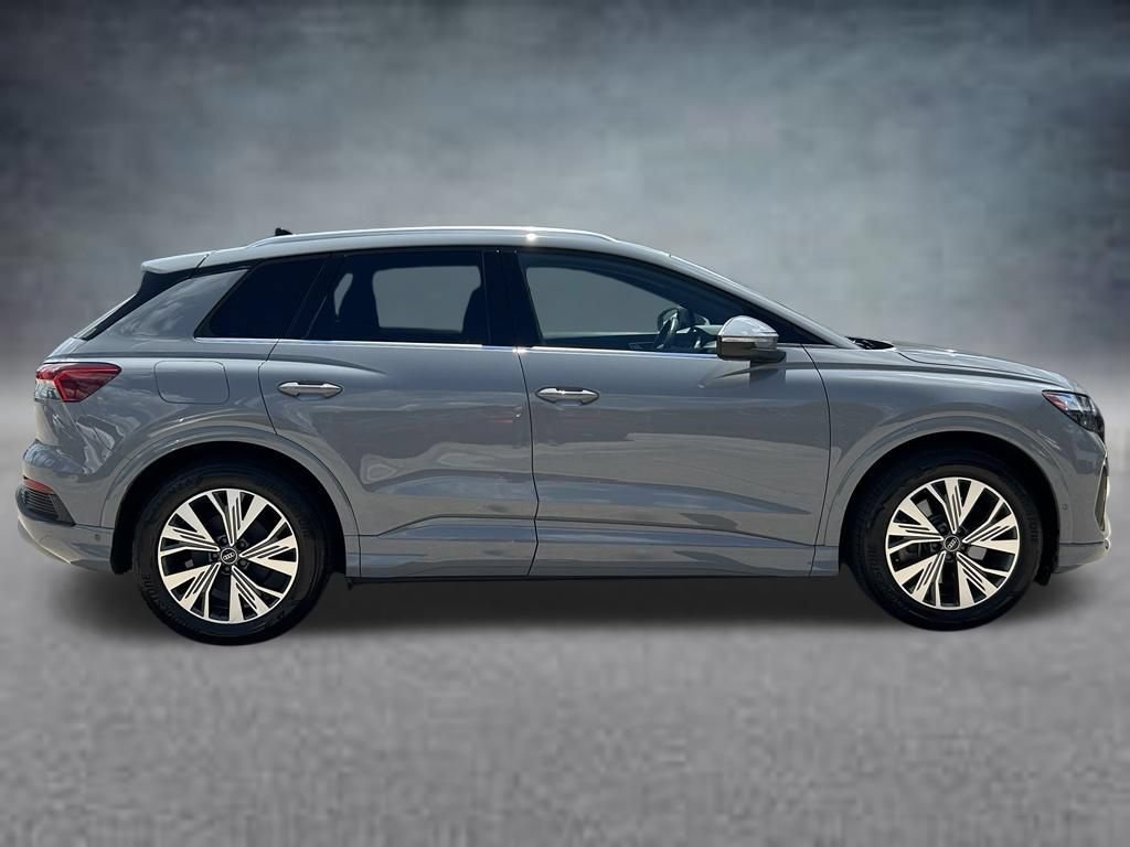 Used 2023 Audi Q4 e-tron Premium Plus w/ Premium Plus RWD image 7