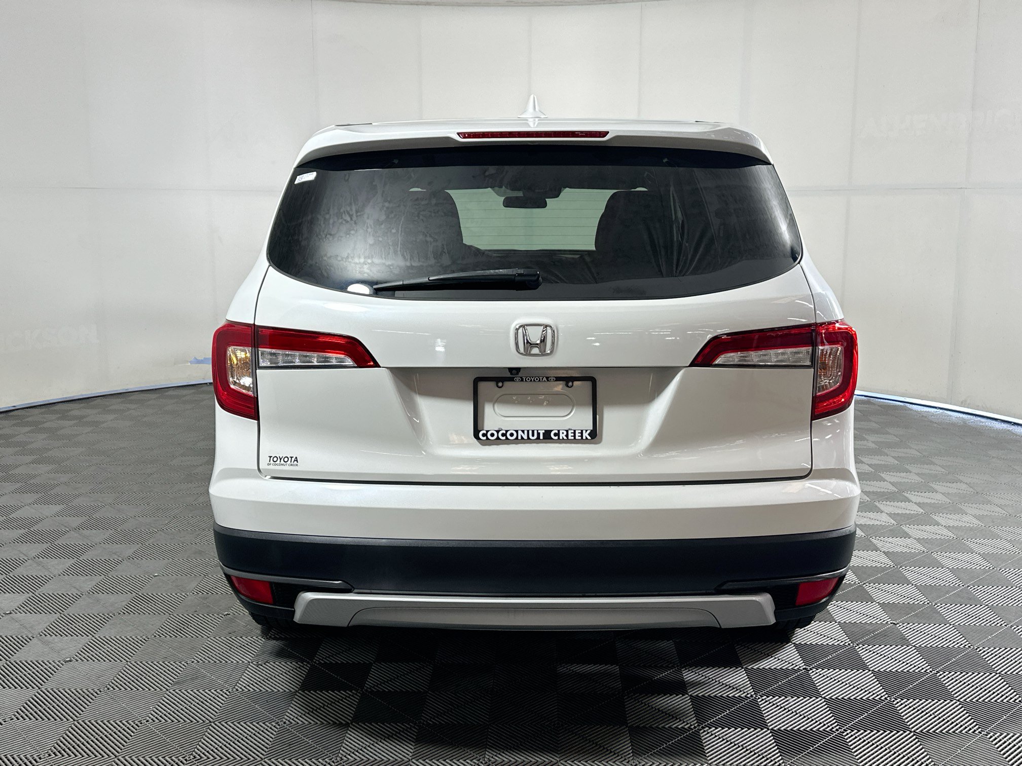 Used 2021 Honda Pilot EX image 4