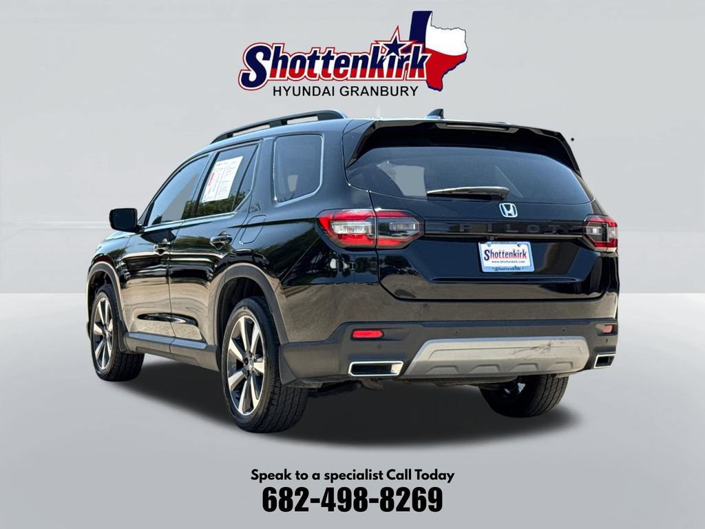 Used 2023 Honda Pilot Touring image 8