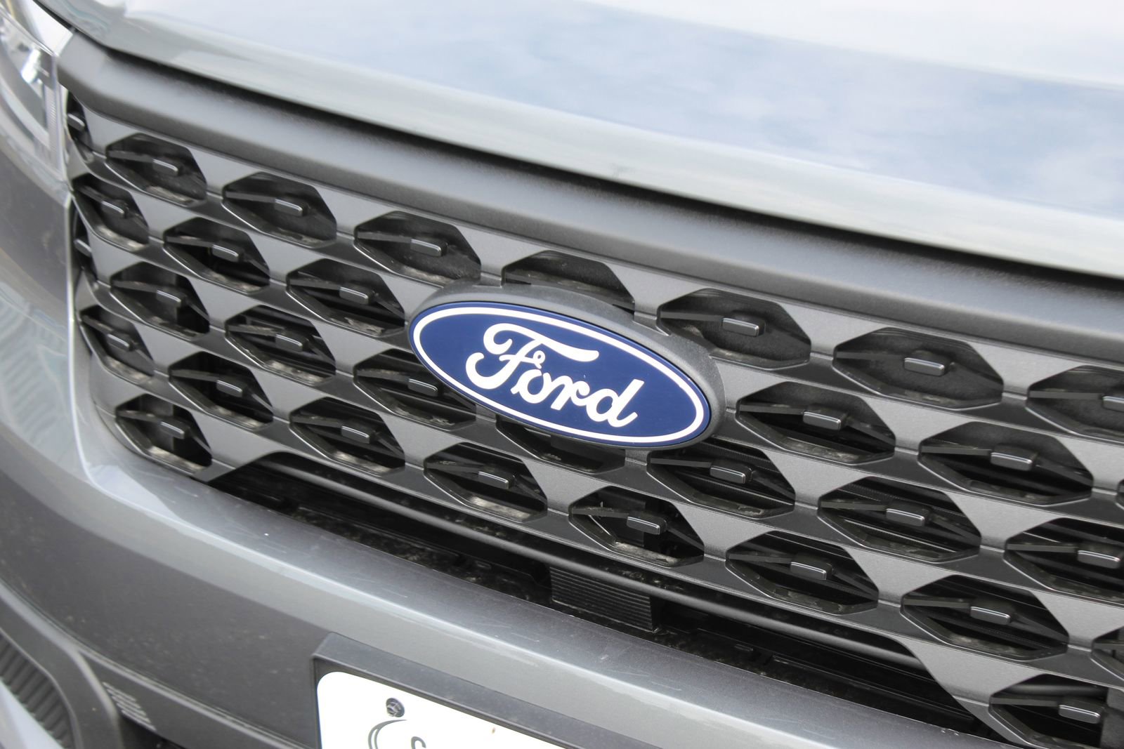 New 2025 Ford Maverick XLT w/ XLT Luxury Package image 9