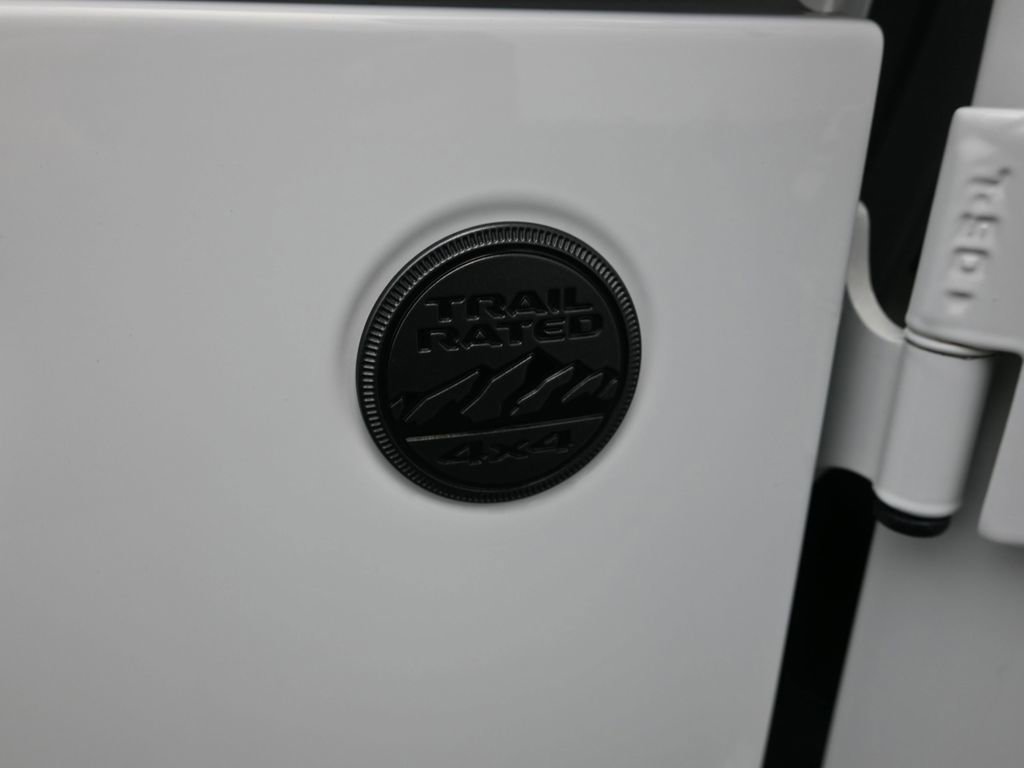 Used 2024 Jeep Wrangler Sport S image 10