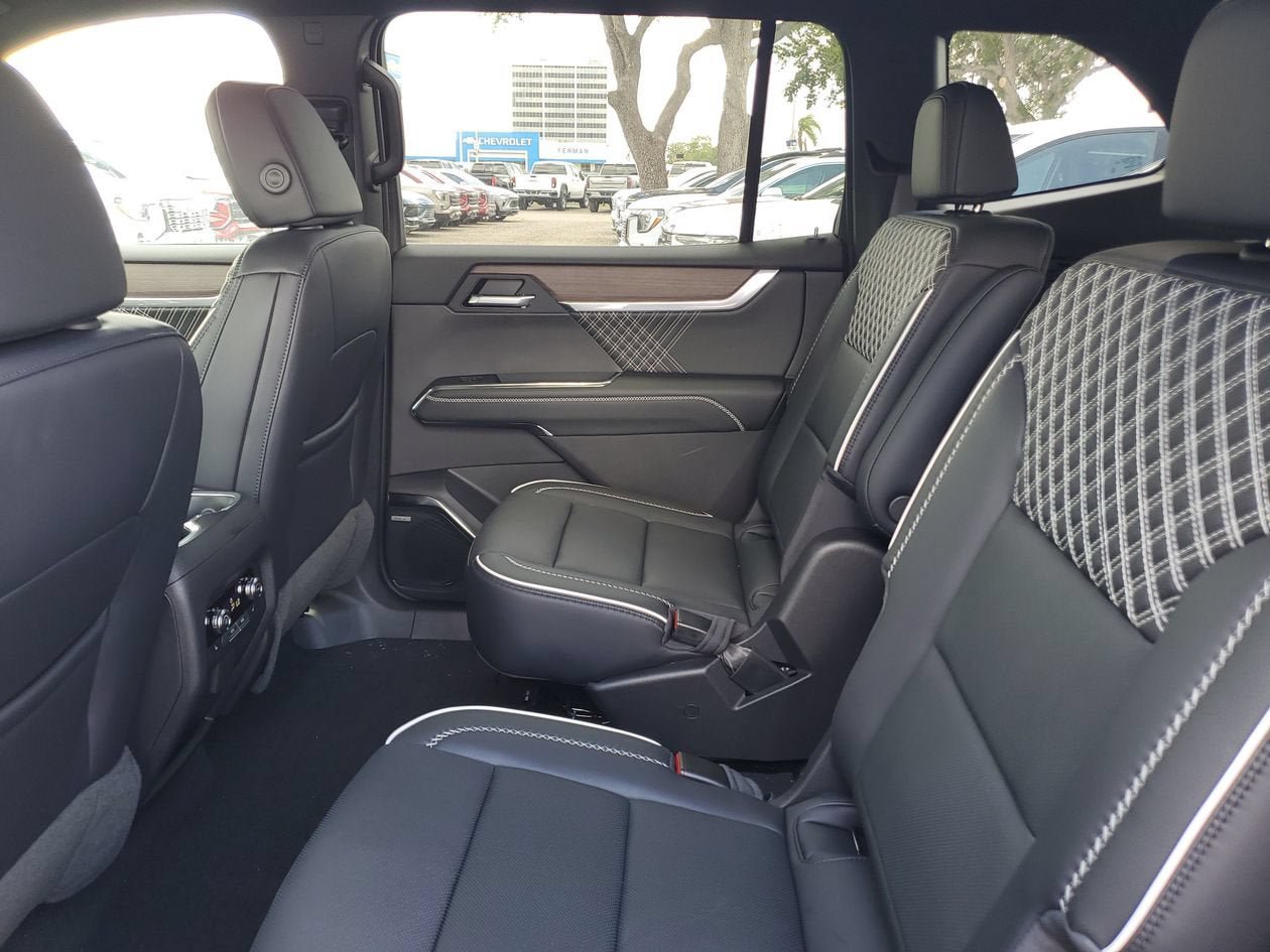 New 2026 GMC Acadia Denali w/ Super Cruise Package FWD image 11