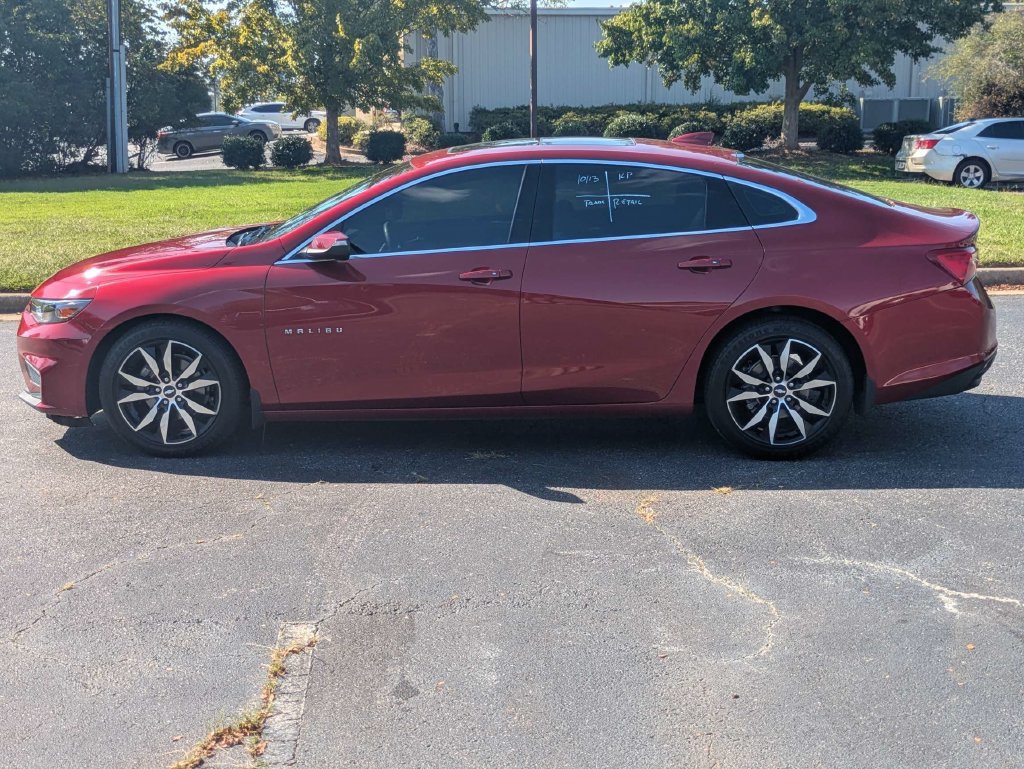 Used 2018 Chevrolet Malibu LT w/ Leather Package FWD image 7