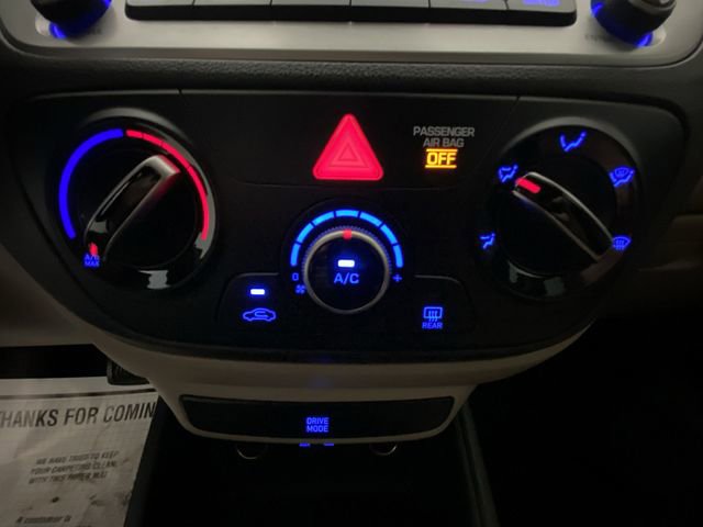 Used 2022 Hyundai Accent SE FWD image 18