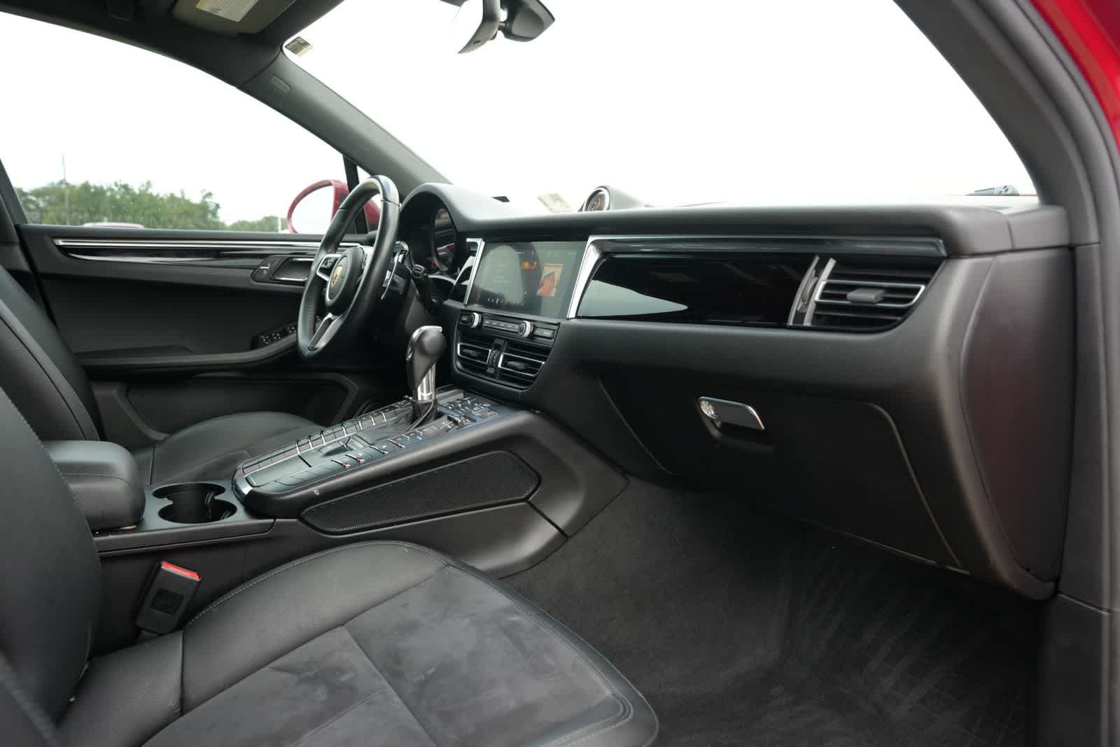 Used 2019 Porsche Macan AWD/4WD image 20