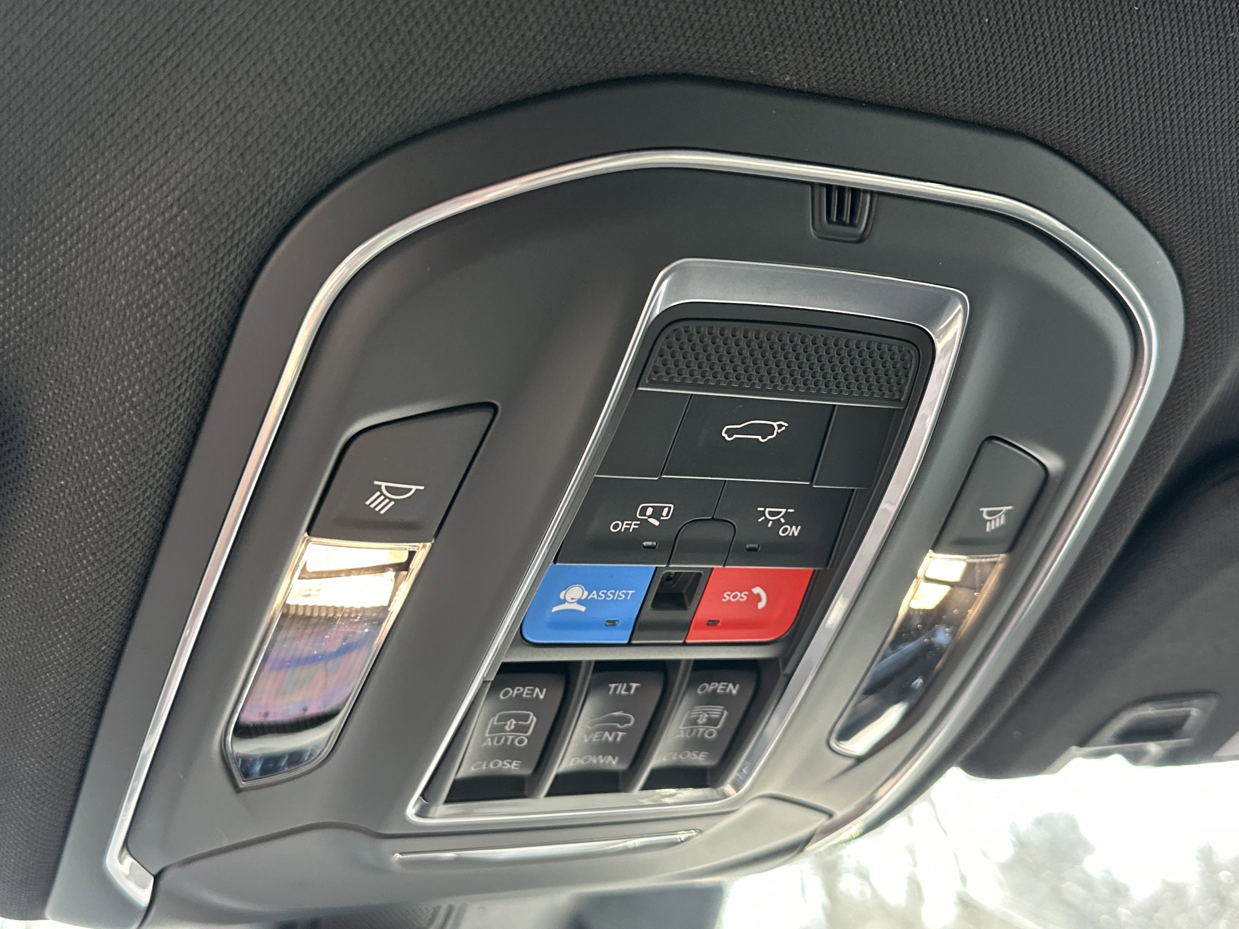 New 2026 Jeep Grand Cherokee Limited image 9