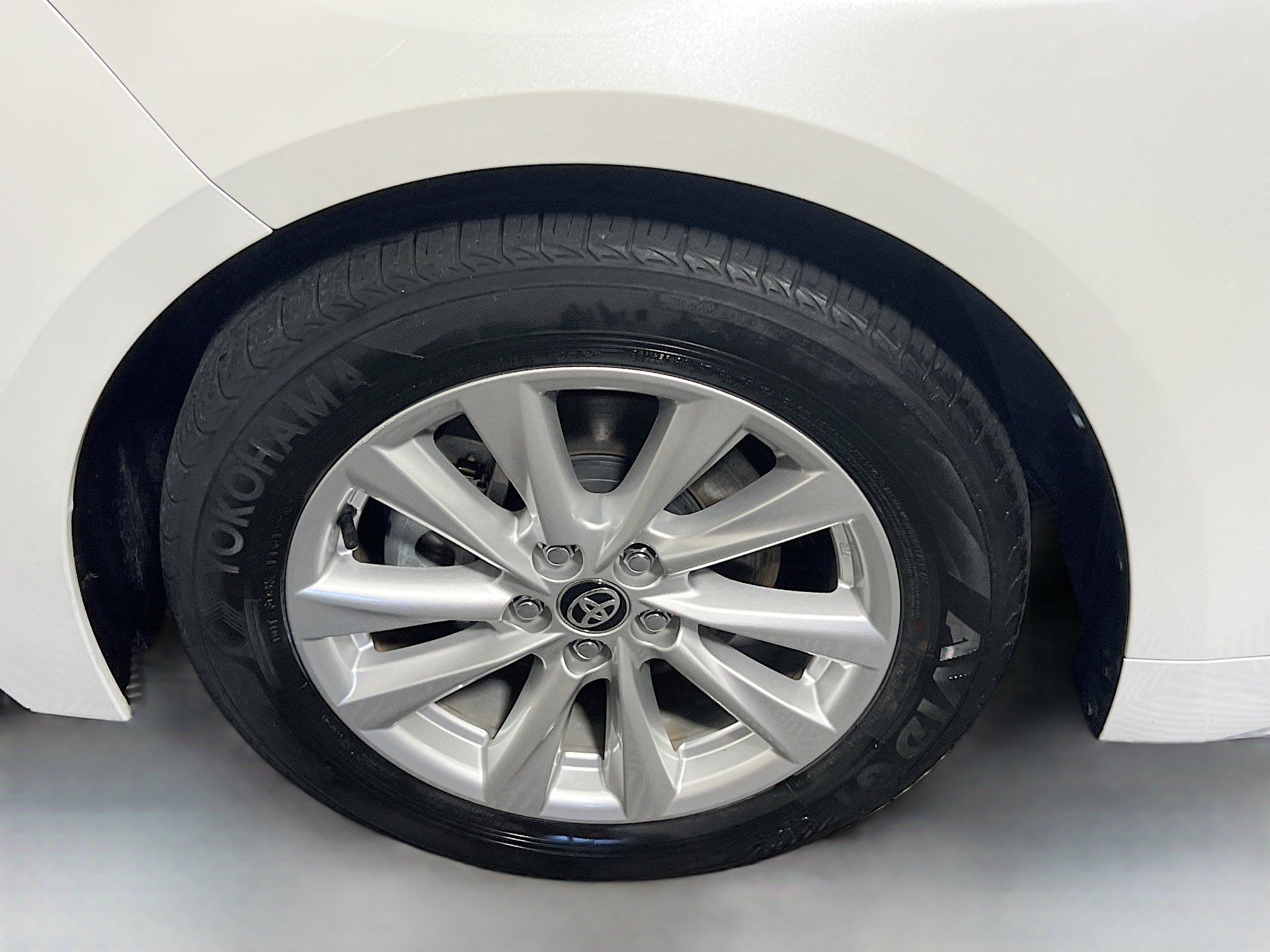 Used 2024 Toyota Corolla XLE FWD image 13