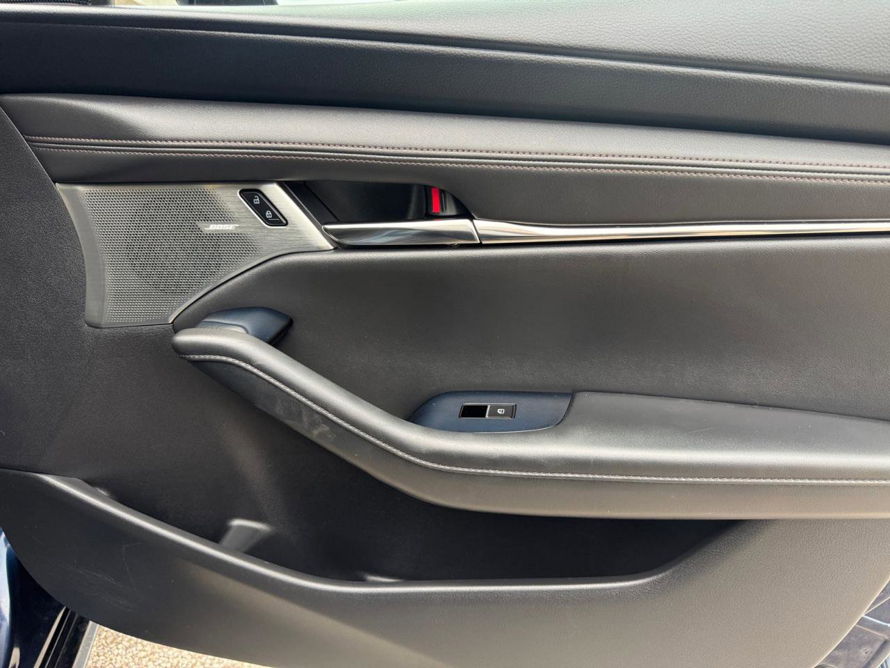 Used 2020 MAZDA MAZDA3 AWD Sedan w/ Preferred Package image 23