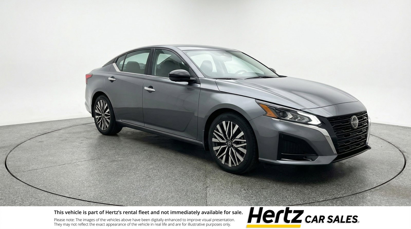 Used 2025 Nissan Altima 2.5 SV image 1