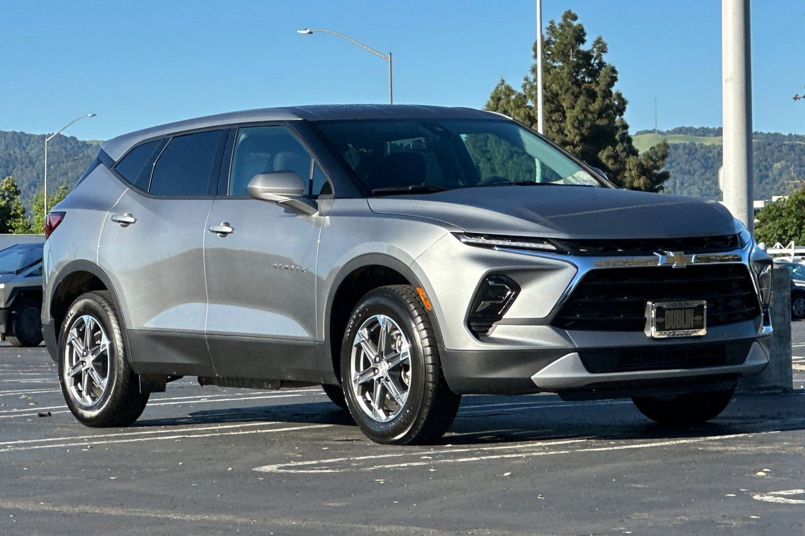 Certified 2025 Chevrolet Blazer LT image 2