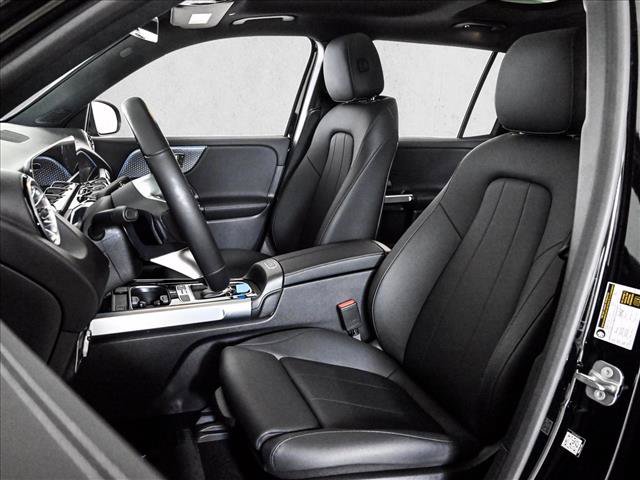 Certified 2025 Mercedes-Benz EQB 300 4MATIC image 18