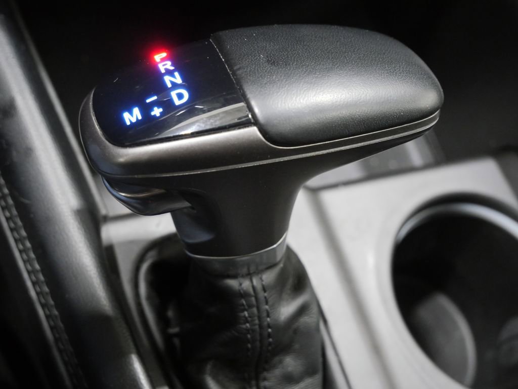 Used 2022 Dodge Durango SXT w/ Blacktop Package image 23