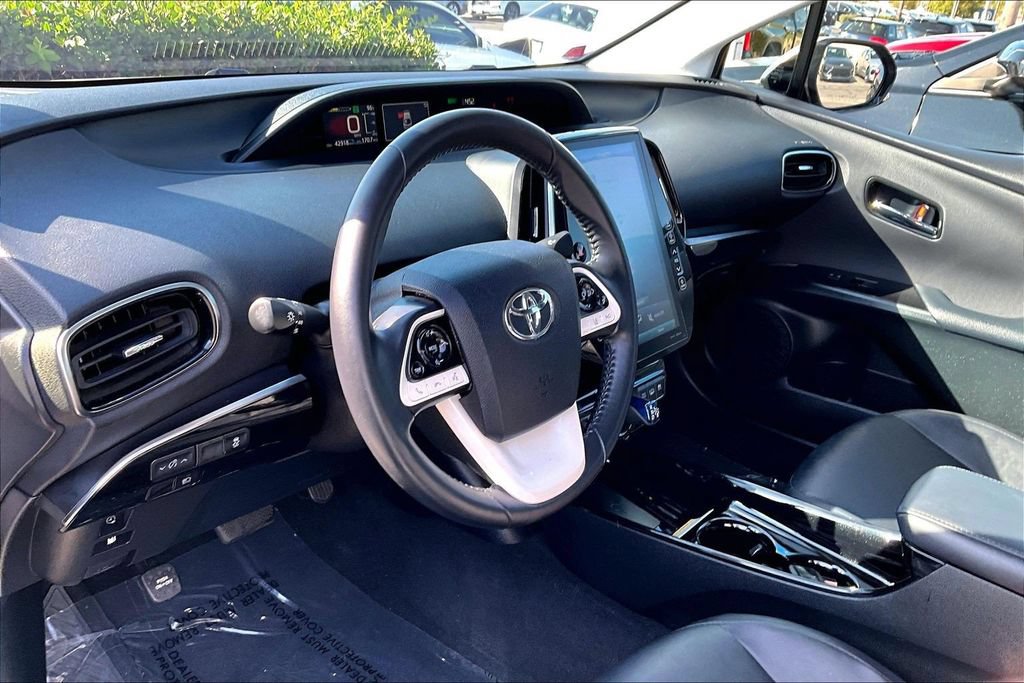 Used 2019 Toyota Prius Prime Premium FWD image 9