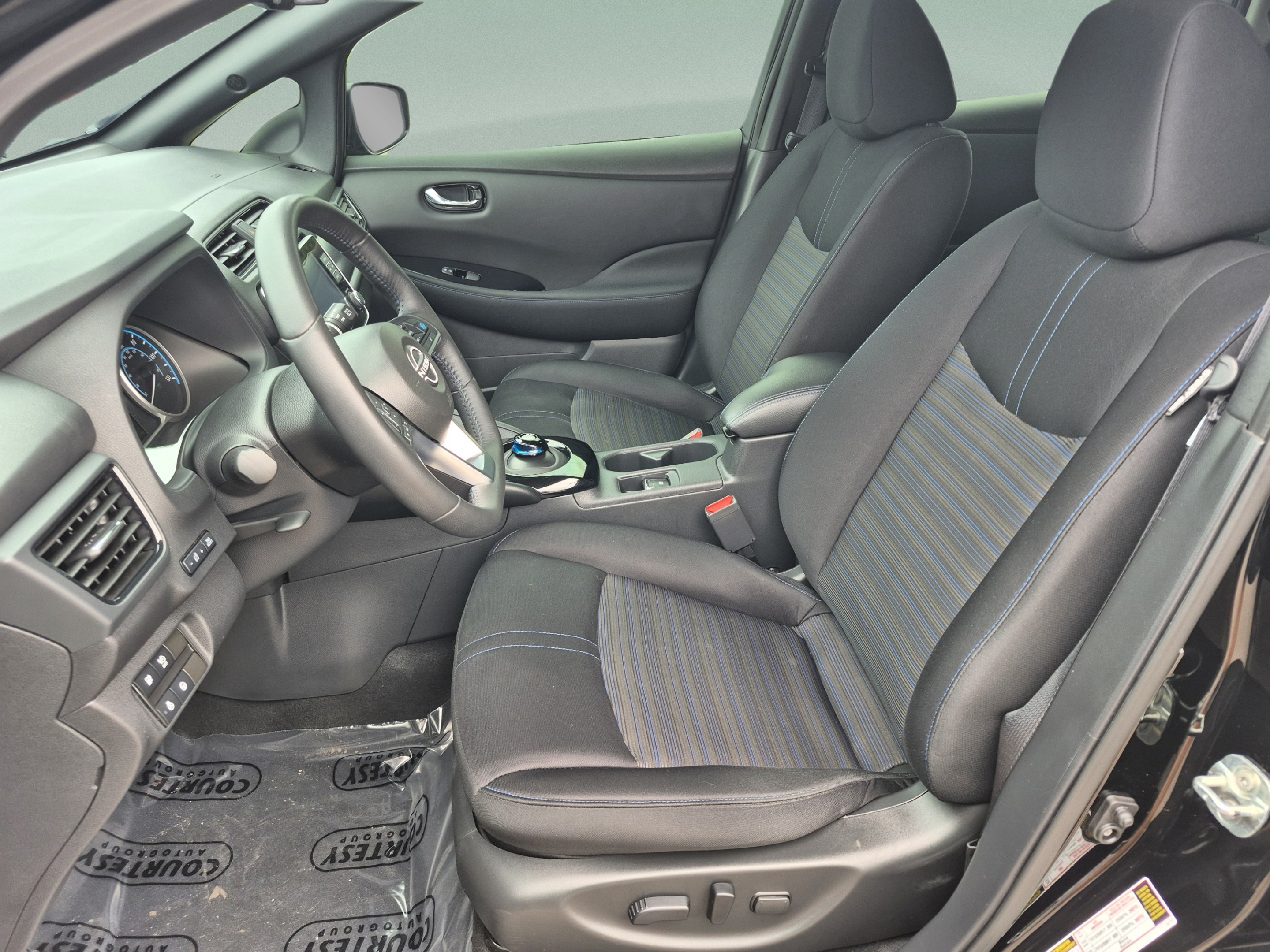 Used 2023 Nissan Leaf SV Plus FWD image 20