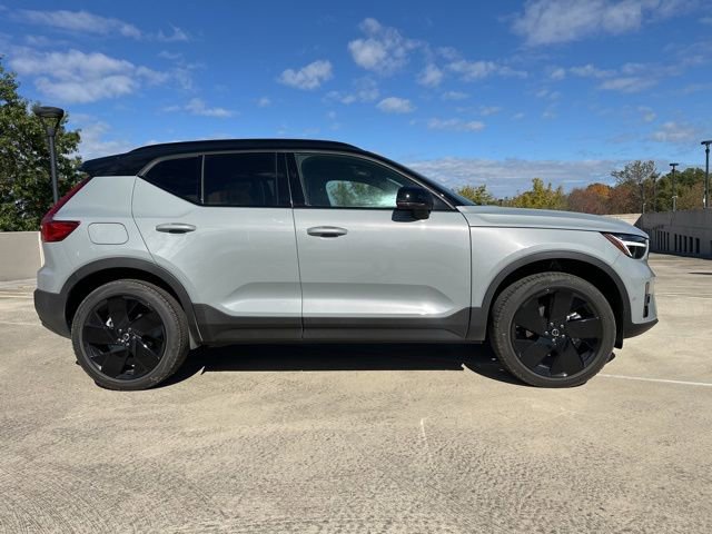 New 2026 Volvo XC40 B5 Ultra w/ Climate Package AWD/4WD image 8