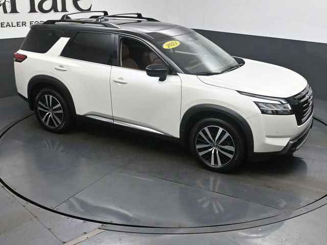 Used 2023 Nissan Pathfinder Platinum AWD/4WD image 37