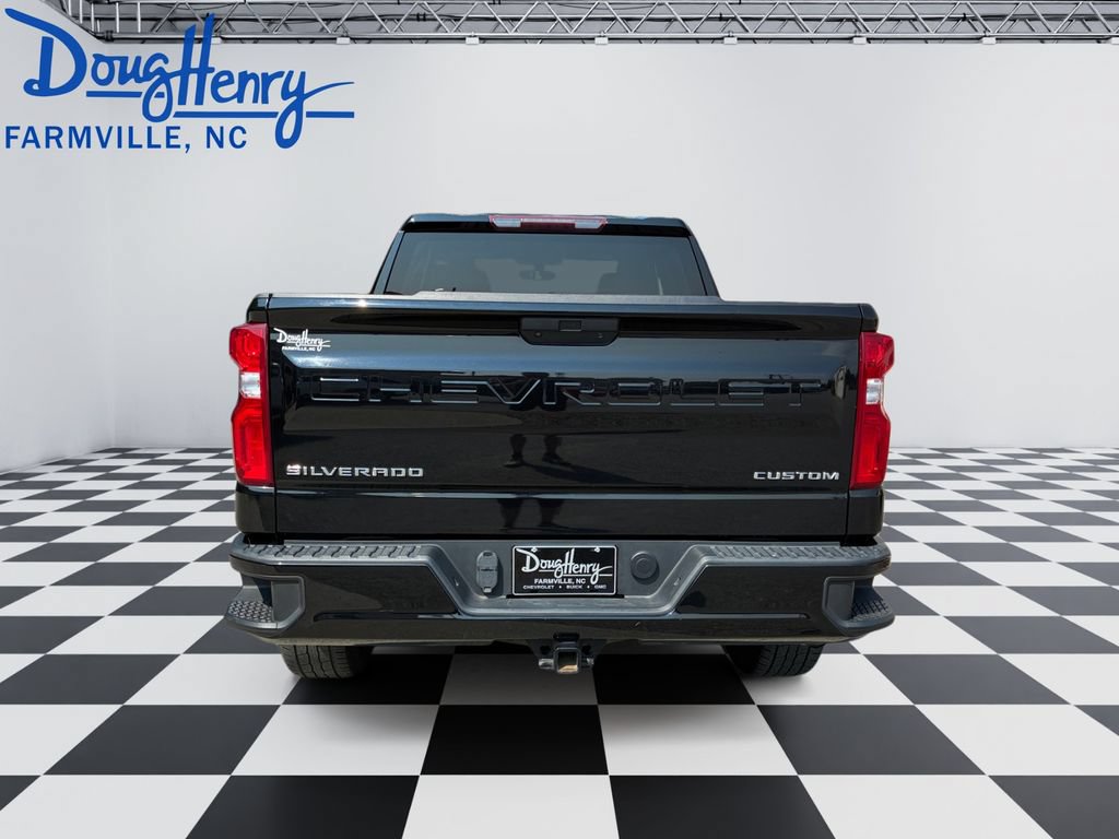 Used 2021 Chevrolet Silverado 1500 Custom AWD/4WD image 4