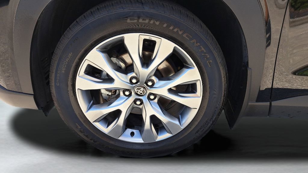 Used 2025 Toyota Grand Highlander AWD Hybrid image 25