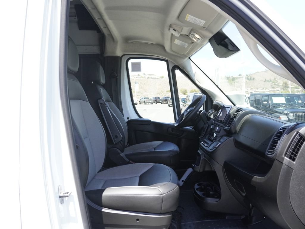 Used 2025 RAM ProMaster 2500 w/ Convenience Group FWD image 22