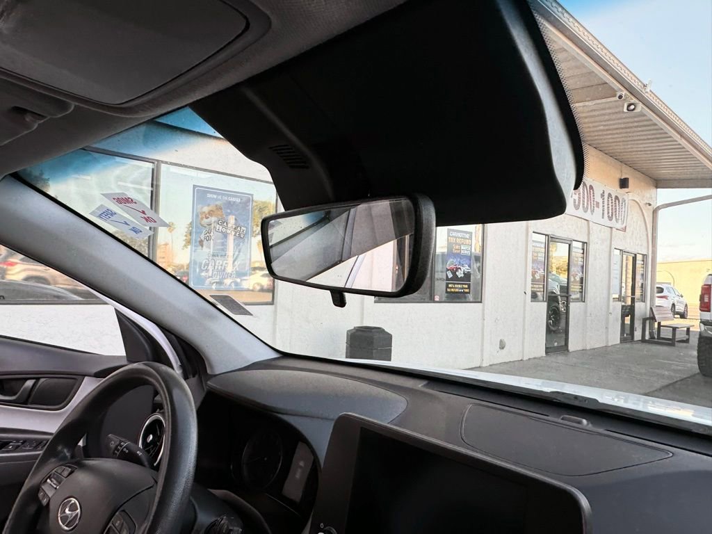 Used 2022 Hyundai Kona SE image 28