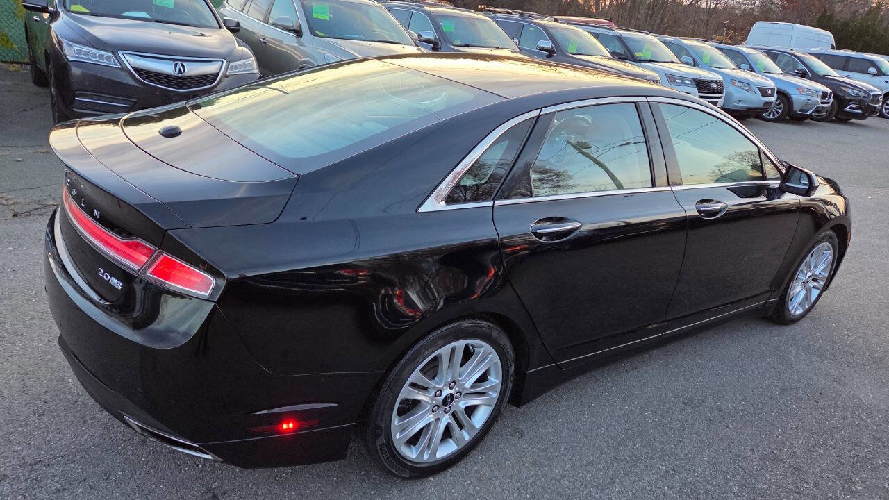 Used 2016 Lincoln MKZ AWD w/ Technology Package image 13