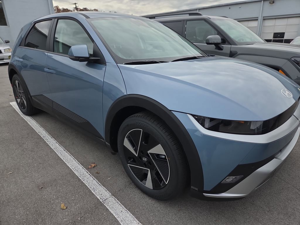 New 2026 Hyundai Ioniq 5 SE