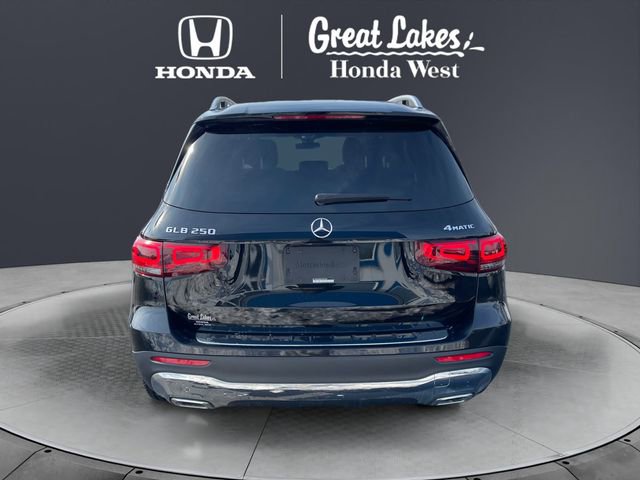 Used 2020 Mercedes-Benz GLB 250 4MATIC image 4