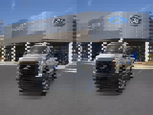 New 2026 Ford F250 XL image 2