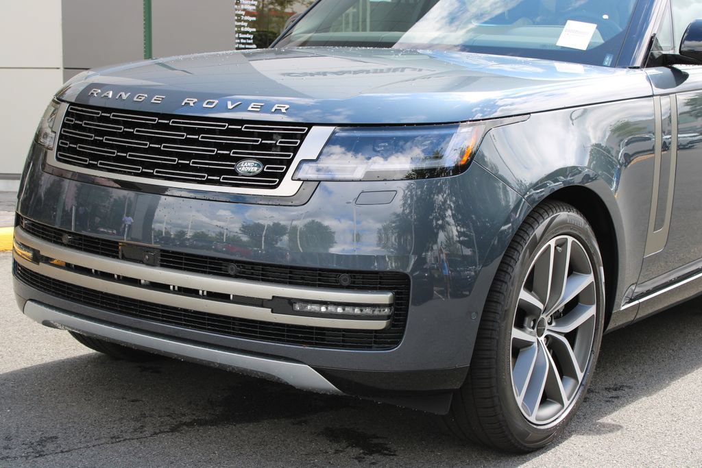 New 2026 Land Rover Range Rover SE AWD/4WD image 3