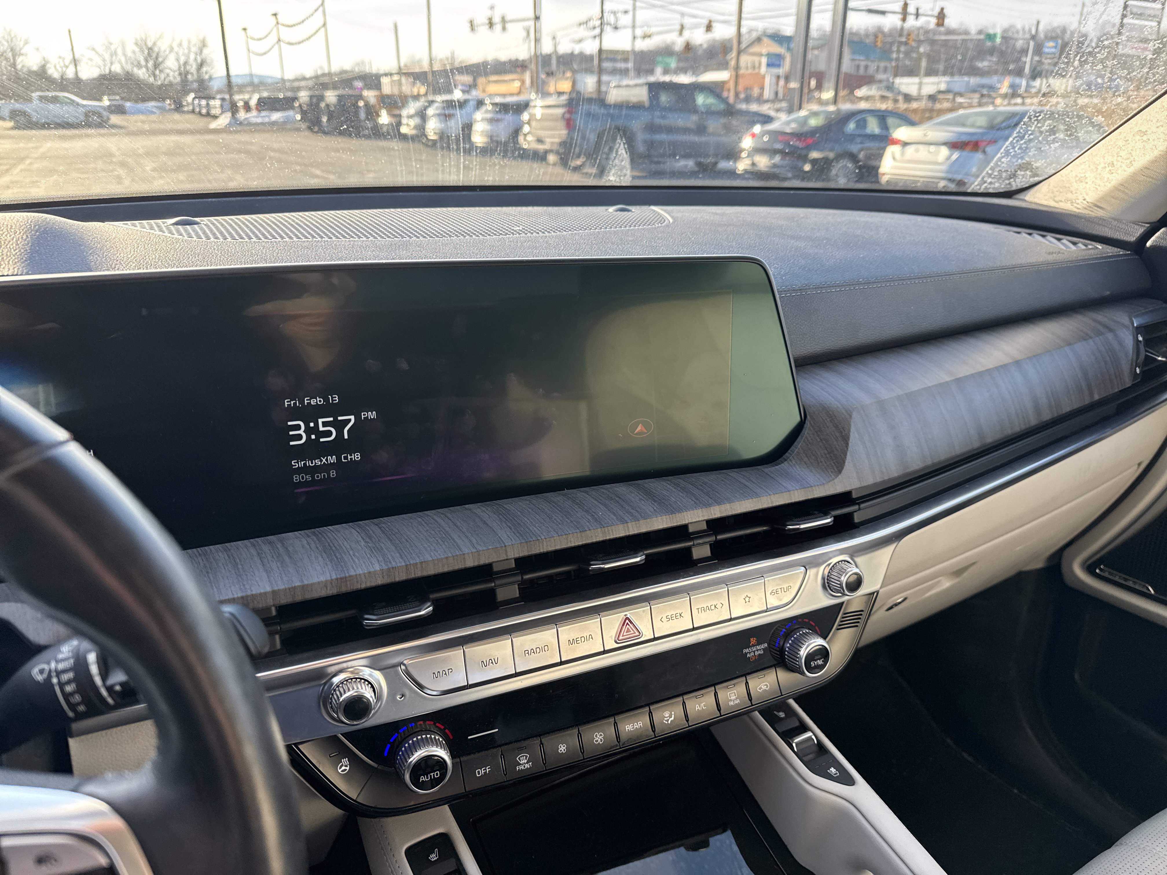 Used 2023 Kia Telluride SX image 23