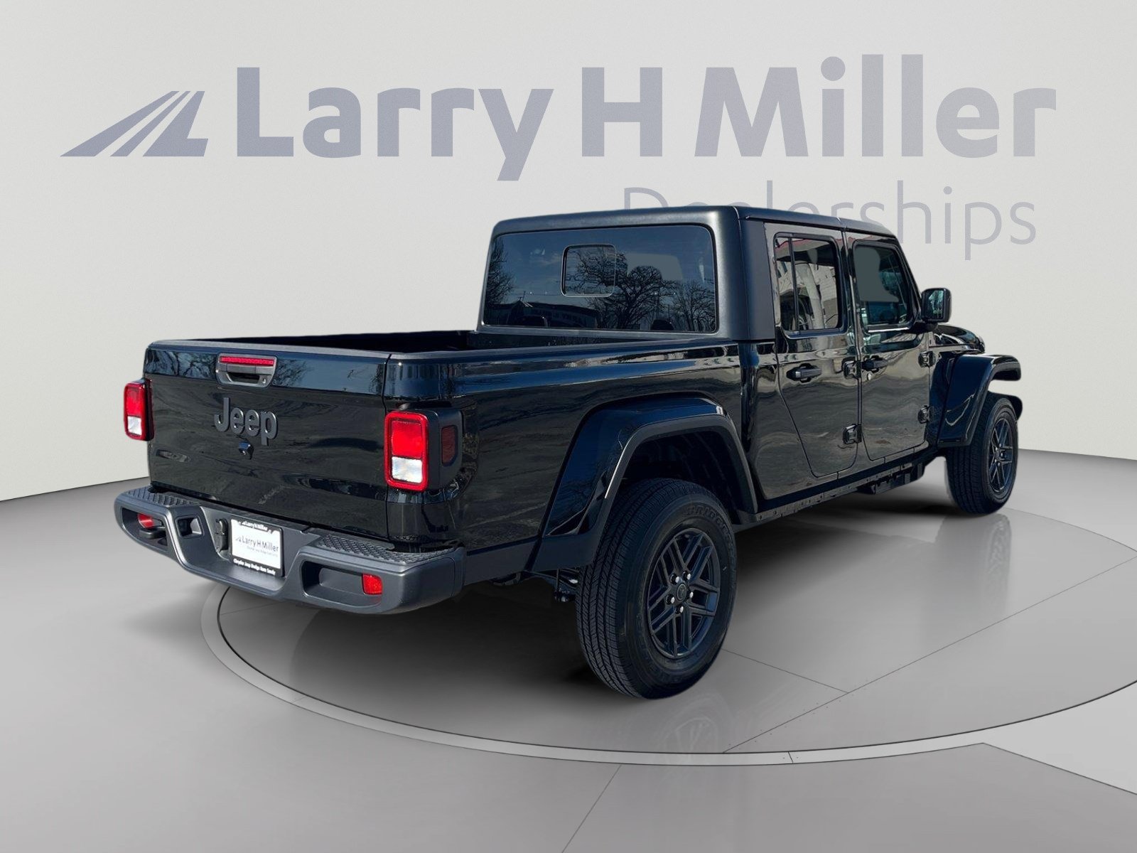 New 2026 Jeep Gladiator Sport AWD/4WD image 5