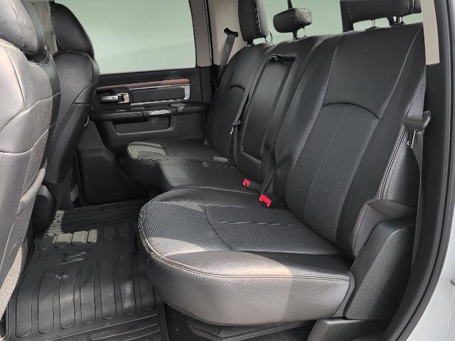 Used 2018 RAM 3500 Laramie w/ Convenience Group AWD/4WD image 34