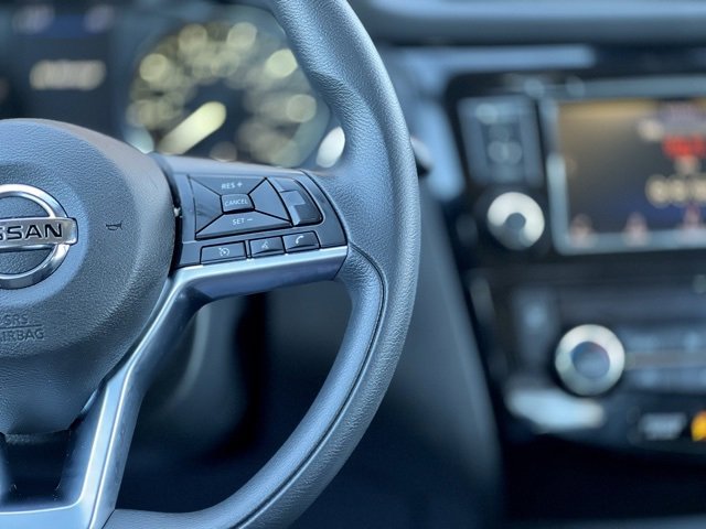 Used 2020 Nissan Rogue Sport SV image 35