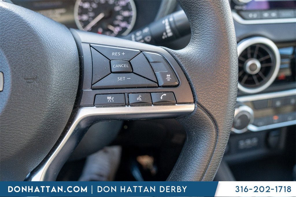 Used 2024 Nissan Sentra SV image 11