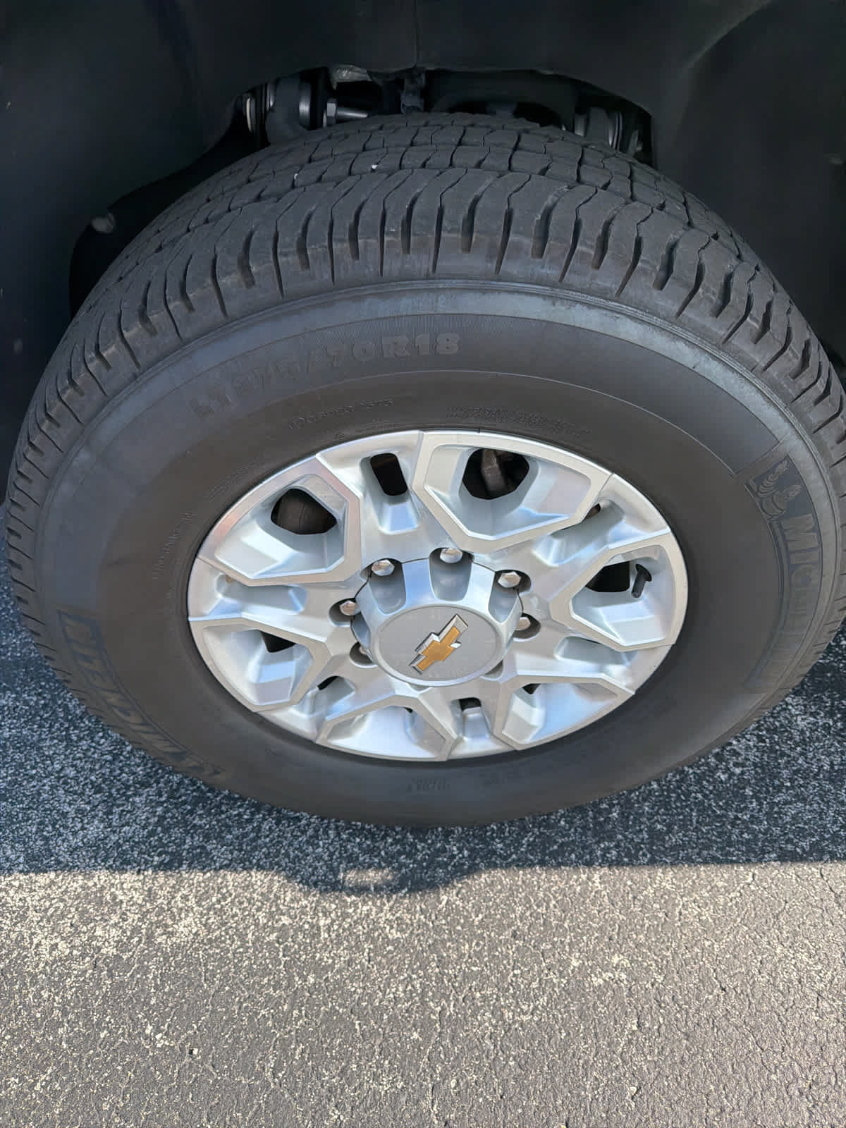 Used 2024 Chevrolet Silverado 2500 LTZ RWD image 9