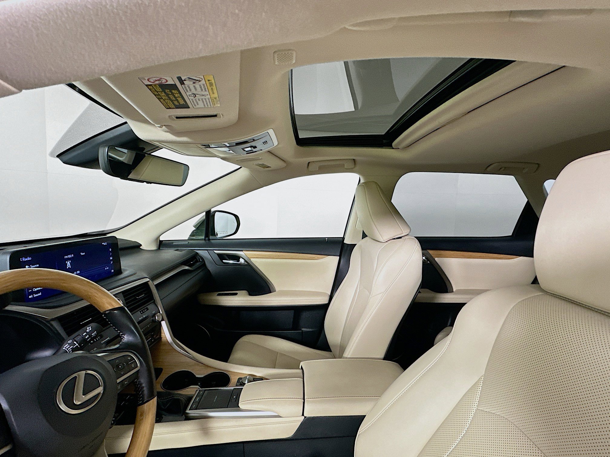 Used 2021 Lexus RX 350L FWD w/ Premium Package image 26