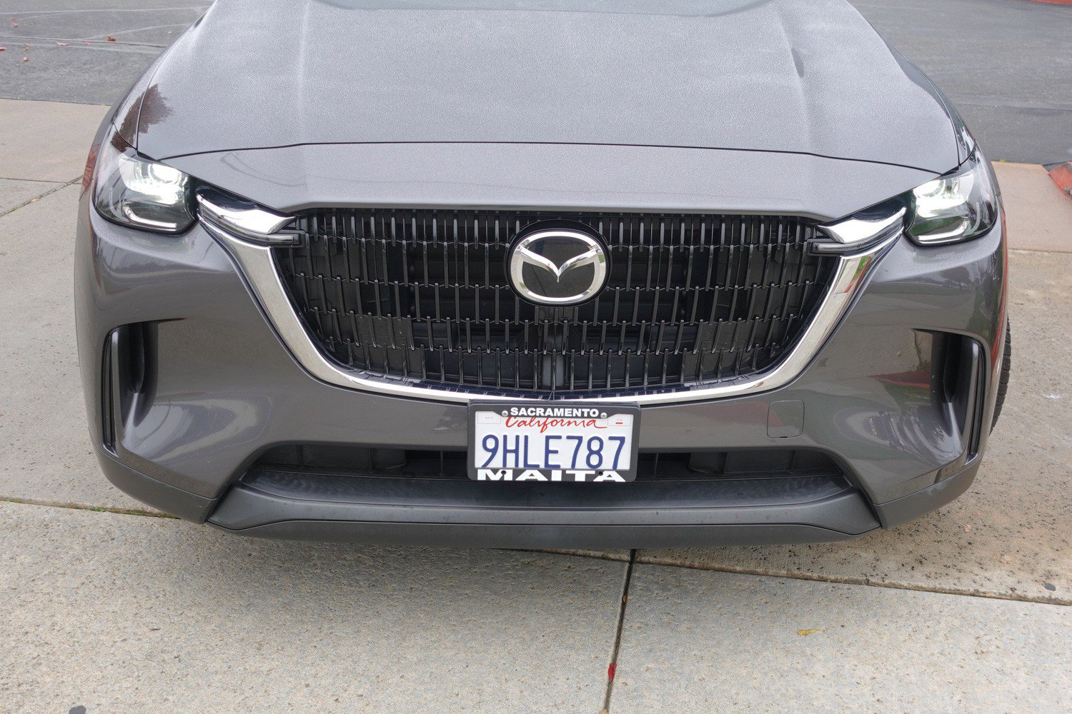 Used 2024 MAZDA CX-90 Plug-In Hybrid w/ Preferred image 2