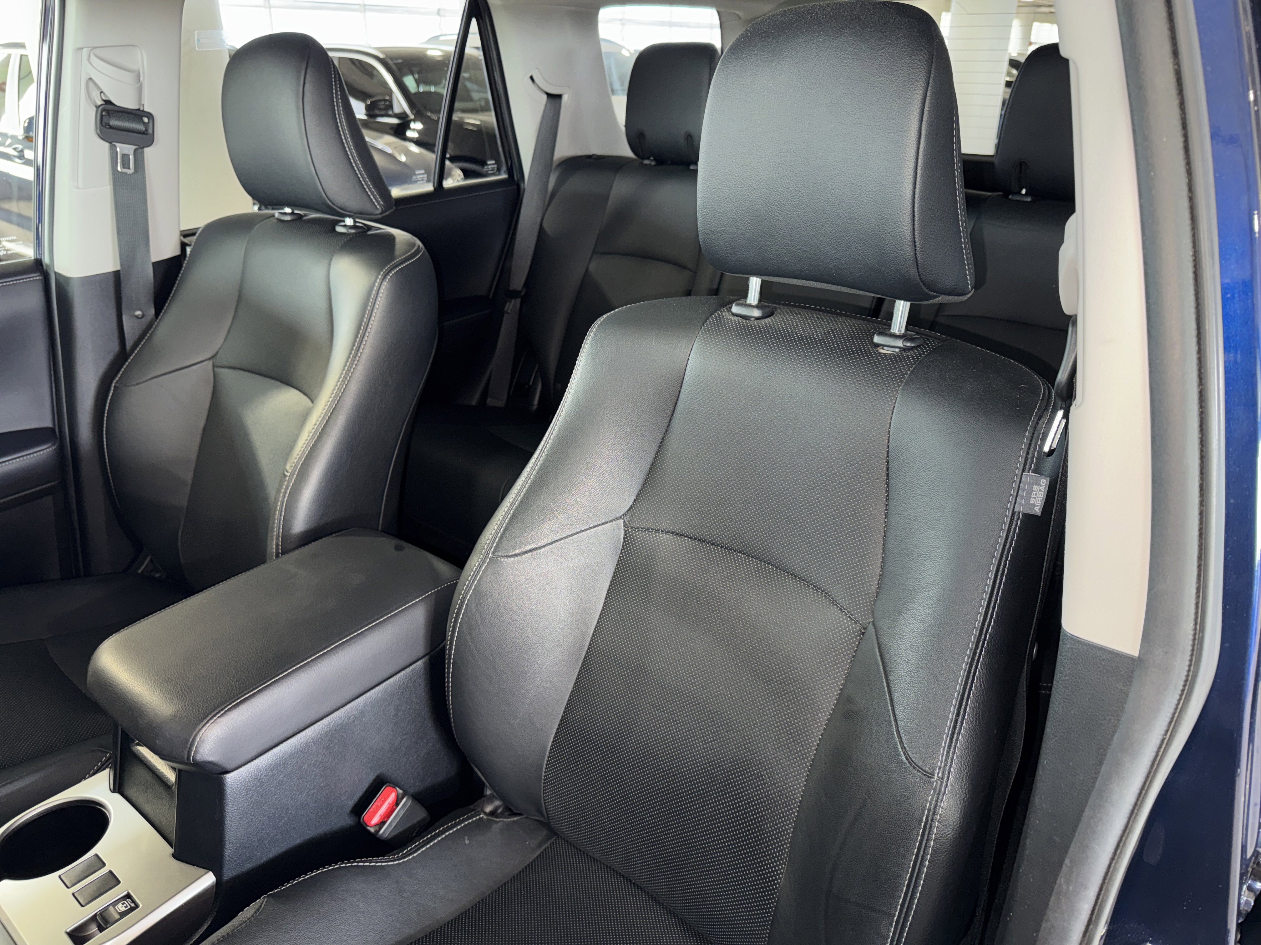 Used 2022 Toyota 4Runner Limited RWD image 32