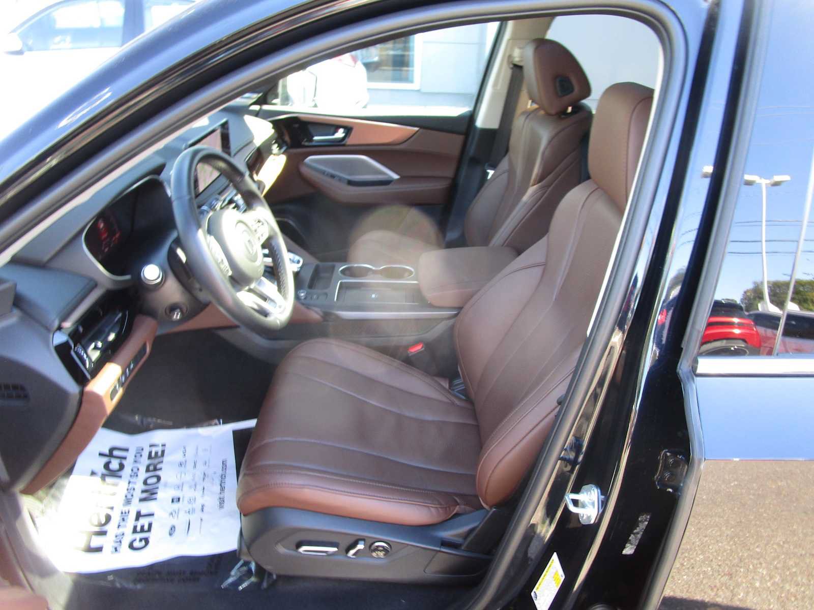 Certified 2026 Acura MDX w/ Technology Package AWD/4WD image 13