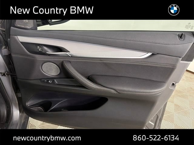 Used 2019 BMW X6 xDrive35i w/ M Sport Package AWD/4WD image 18