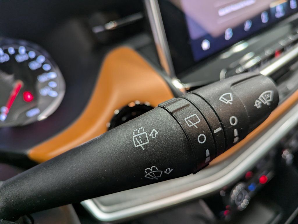 Used 2024 Jeep Compass Limited image 20