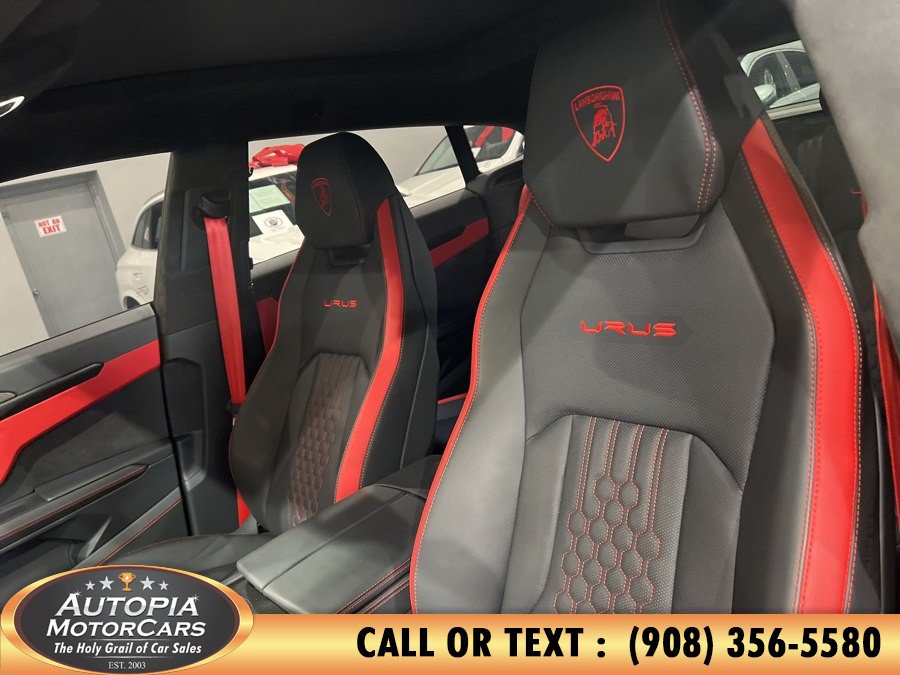 Used 2023 Lamborghini Urus S AWD/4WD image 12