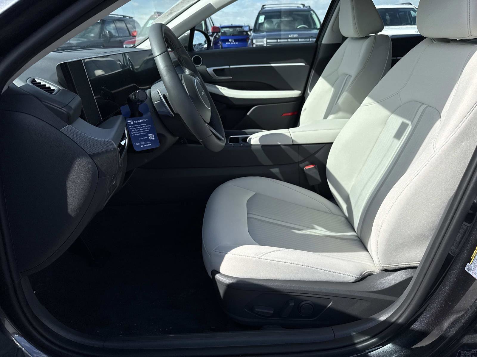 New 2026 Hyundai Sonata SEL image 9