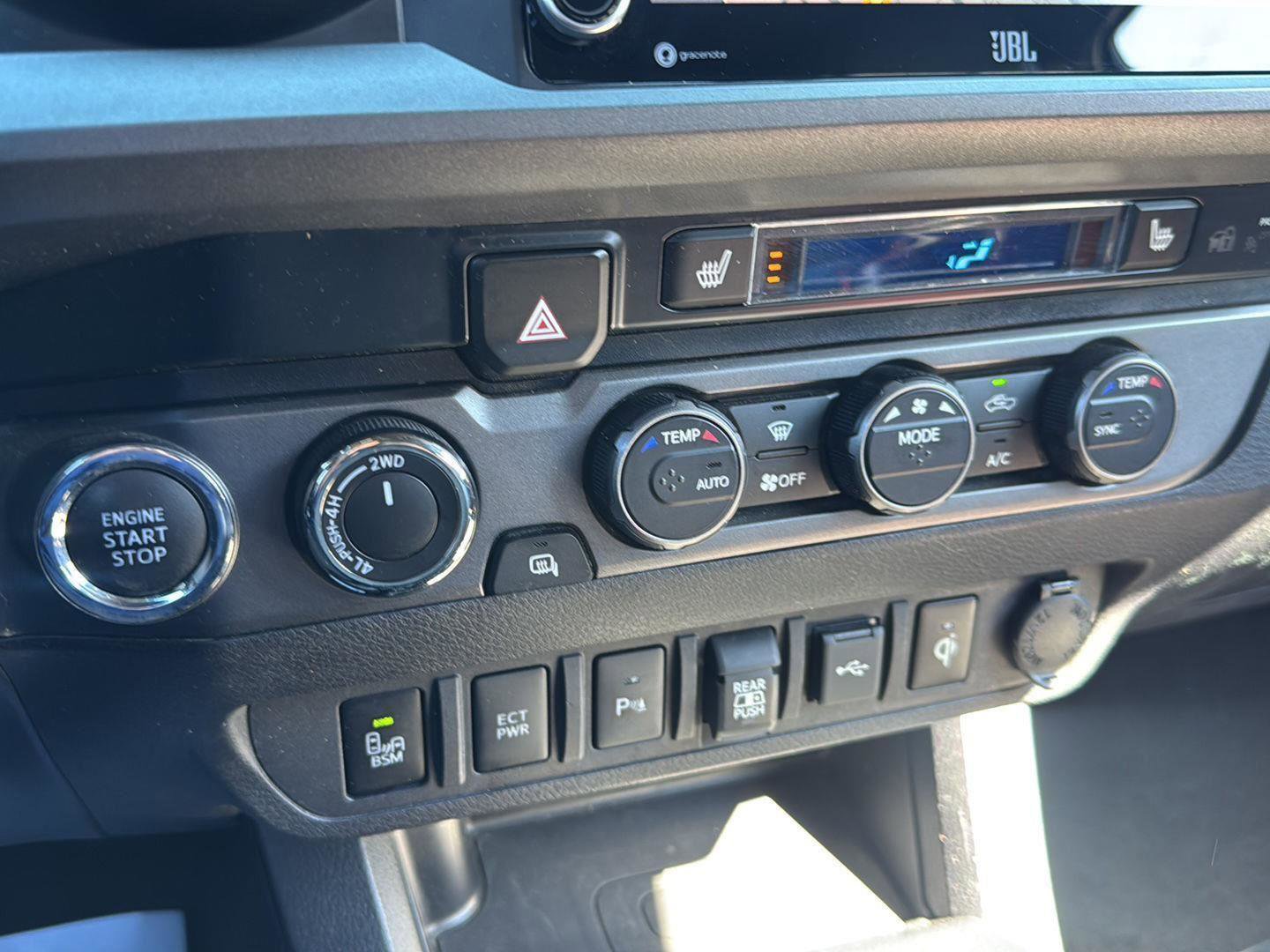 Used 2020 Toyota Tacoma TRD Sport w/ TRD Premium Sport Package image 23